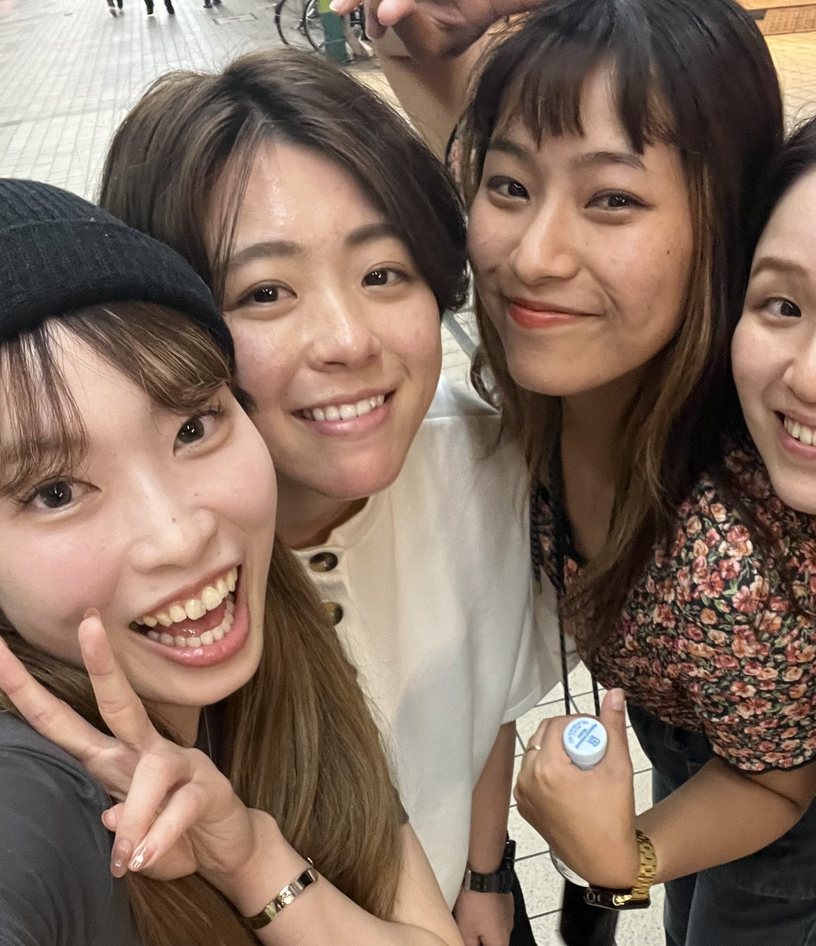 遠慮して言わない😞 サムネイル